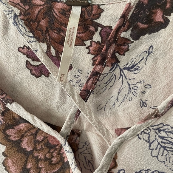 Free People Heartbeat Floral Tunic Pale Pink/Pale Purple Size XS - Picture 9 of 9